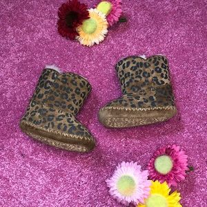 Uggs Newborn Brown Leopard Boots